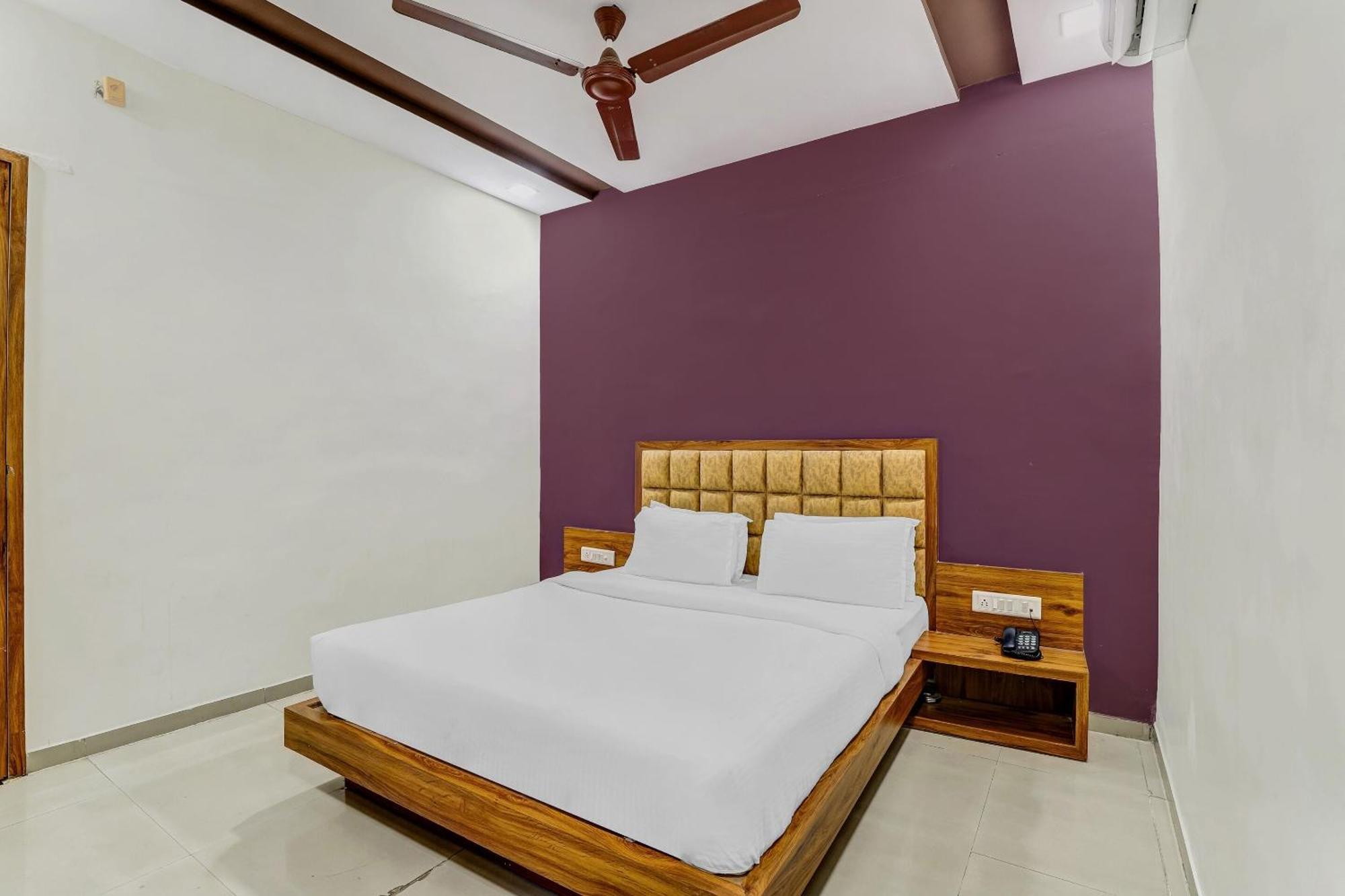 Отель Capital O Maple View Naroda Экстерьер фото