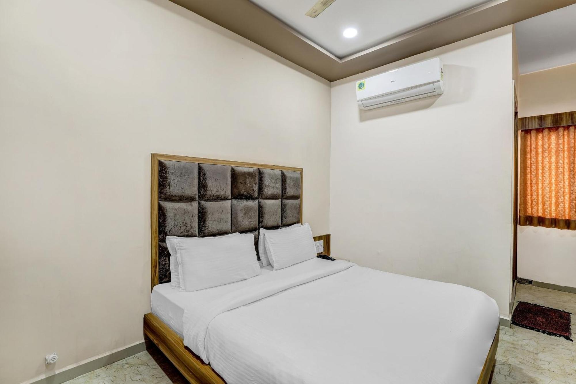 Отель Capital O Maple View Naroda Экстерьер фото